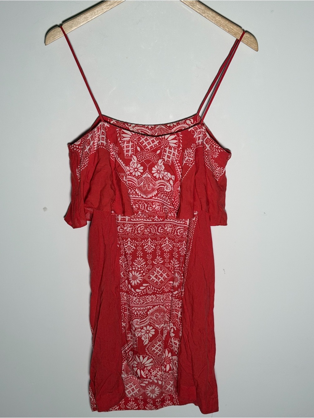 FARM Rio Red Cold-Shoulder Print Midi Dress - Picture 4 of 9